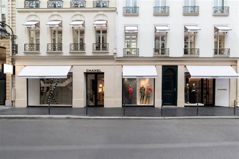 chanel montaigne boutique|chanel in paris.